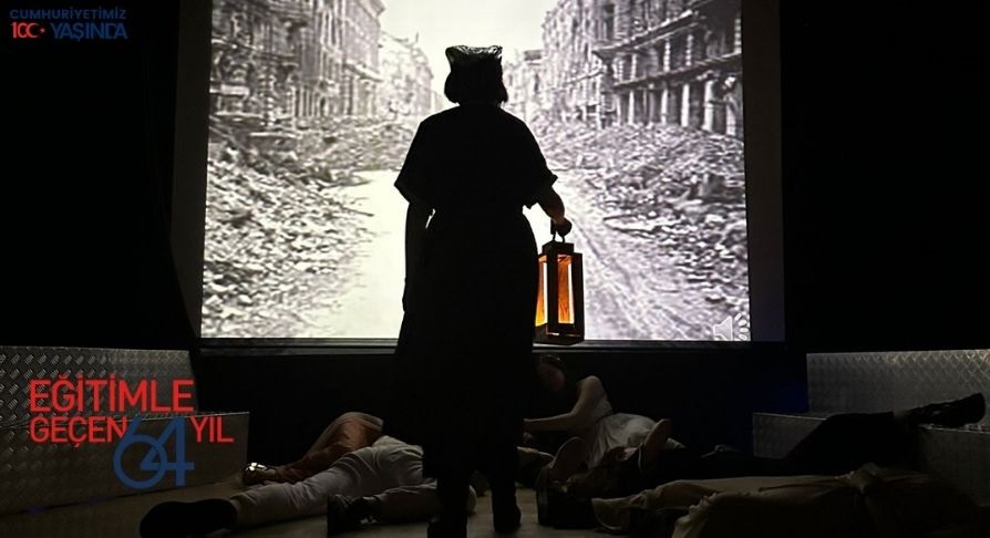 sofokles-in-antigone-si